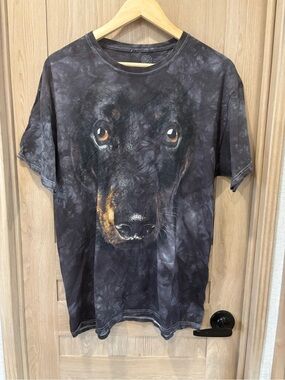 The Mountain T Shirt Dash Hound Dog Size L